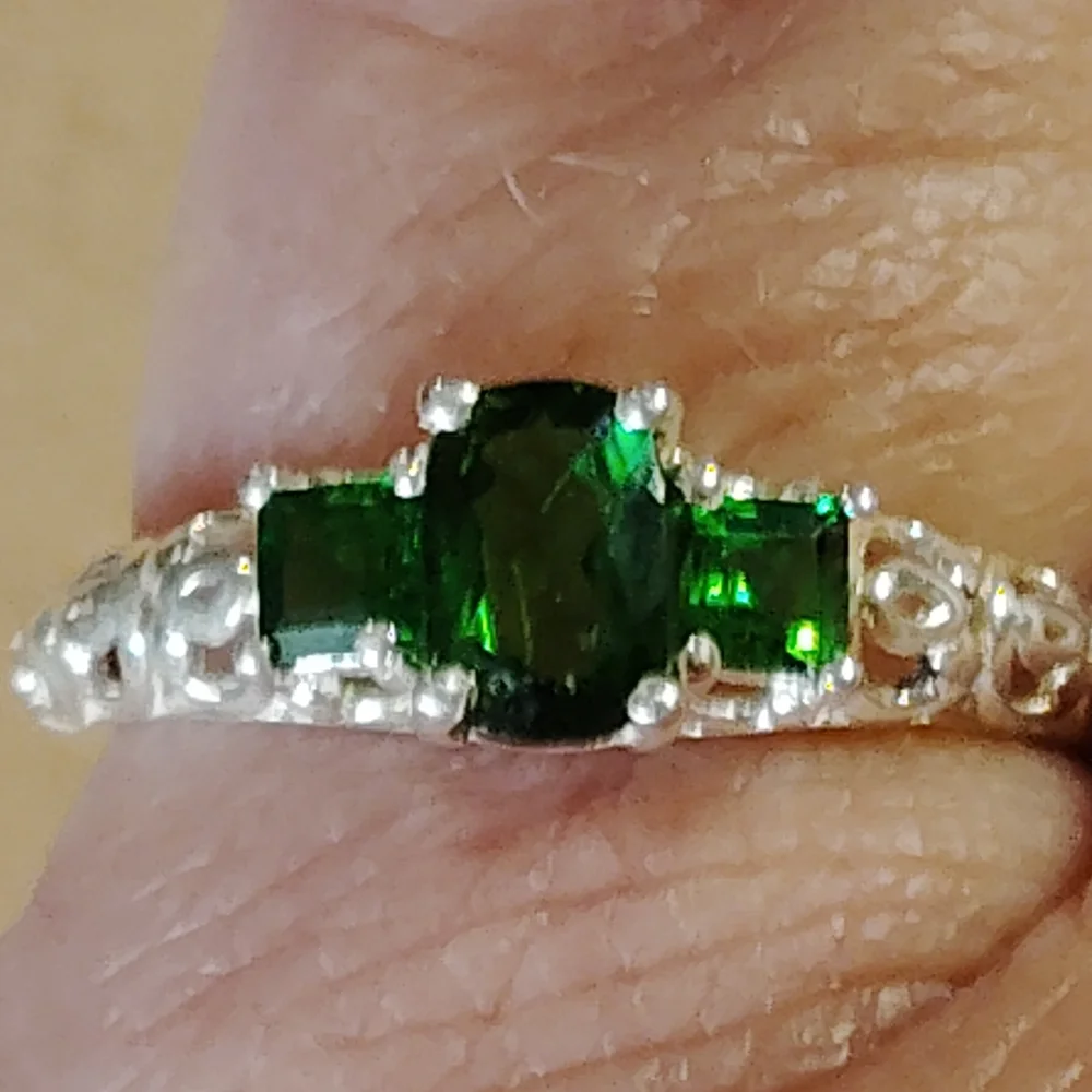 📌CHROME DIOXIDE, STERLING GEMSTONE RING. OPEN CUT FILIGREE. SIZE 6